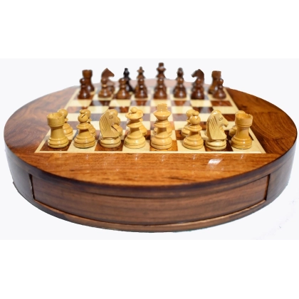 Zdjęcie Ręcznie zdobione figury magnetyczne z planszą do gry królewskiej - The Chess Empire