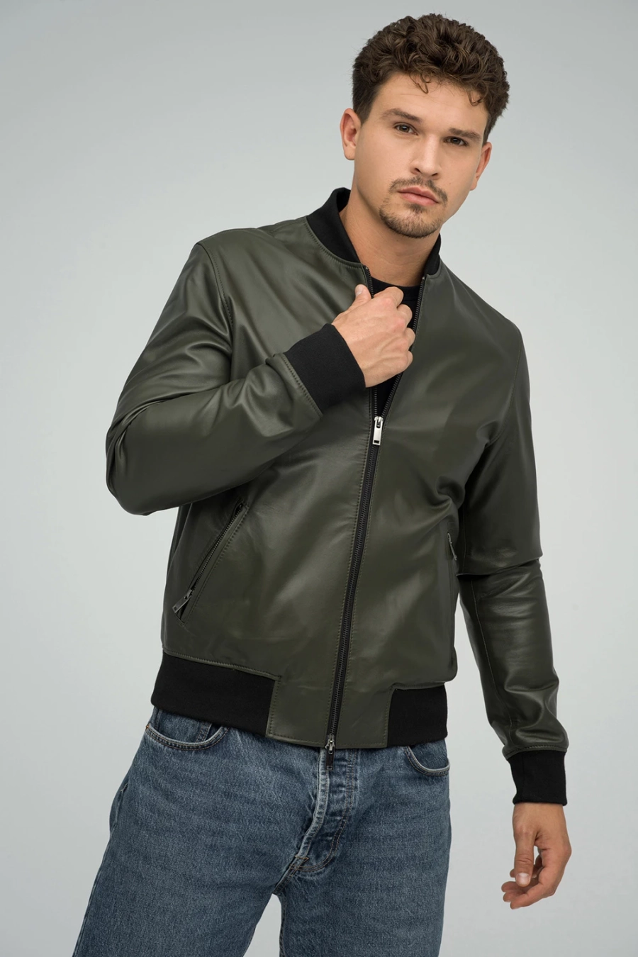 picture 6 Men's leather jacket in an original shade