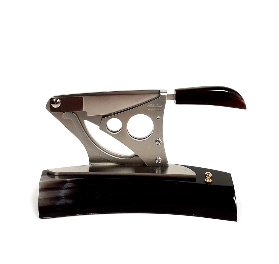 picture 1 An amazing cigar cutter - as a gift