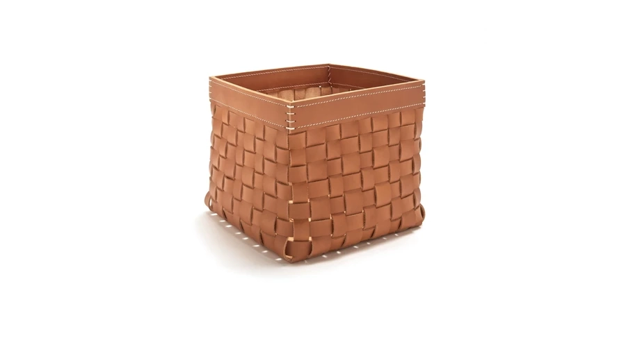 picture 4 Woven leather basket