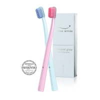 Picture diamond glow two toothbrushes - ultra soft toothbrushes
