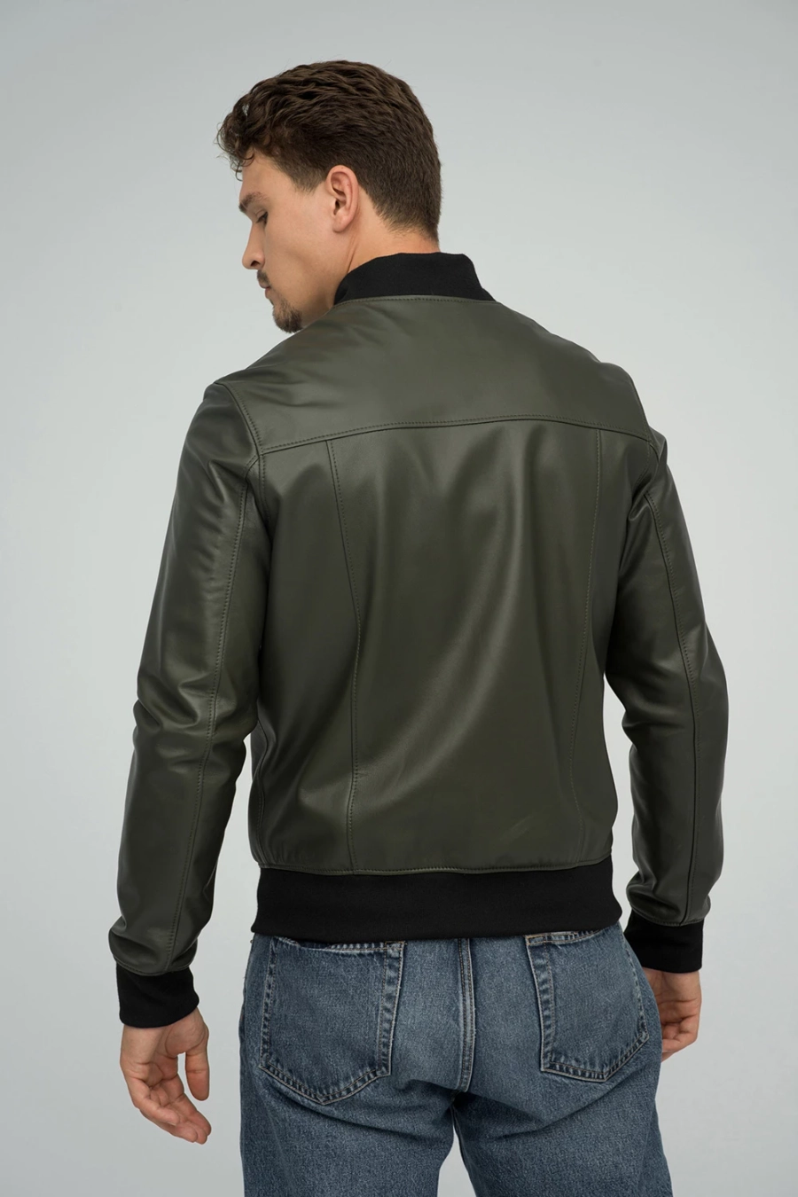 picture 5 Men's leather jacket in an original shade