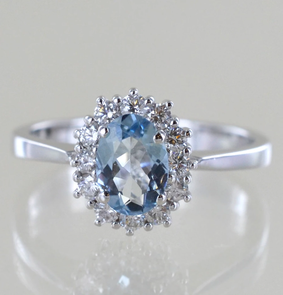picture 3 A unique Rosetta ring with oval aquamarine and diamonds