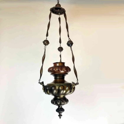 Zdjęcie Lampa z tłoczonej miedzi z górnym elementem z mosiądzu - vintage