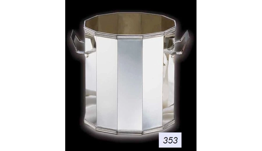 picture 1 Recipiente grande para alcohol plateado, modelo 353