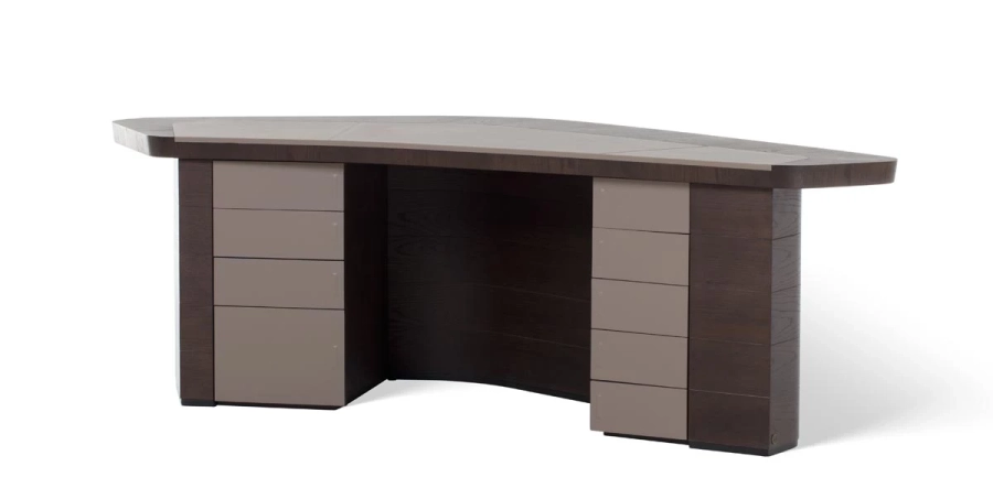 Bild 8 Renommierter italienischer Schreibtisch