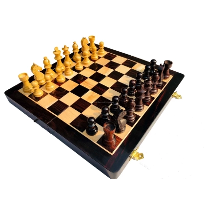 Zdjęcie Stylowy składany zestaw magnetyczny do gry w szachy - The Chess Empire