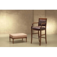 Picture A classic stool and pouffe for a stylish interior – Morello Gianpaolo