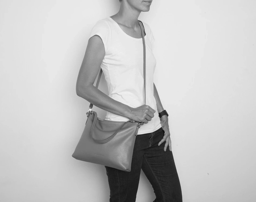 picture 5 Hobo Camel bag