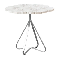 Bild Luxuriöser Tisch für die Terrasse oder das Zuhause von Kenneth Cobonpue