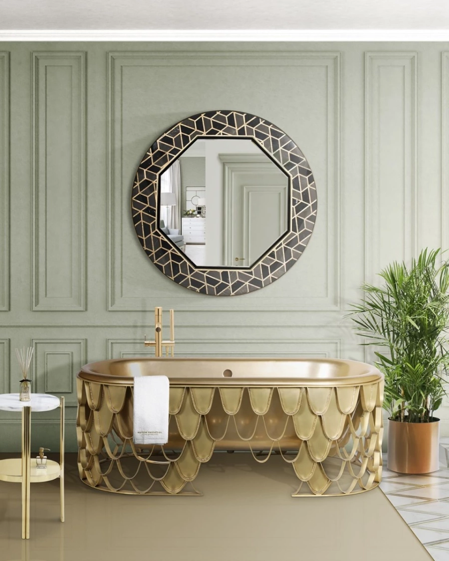 picture 6 Luxurious brass bathtub with a scale-like pattern
