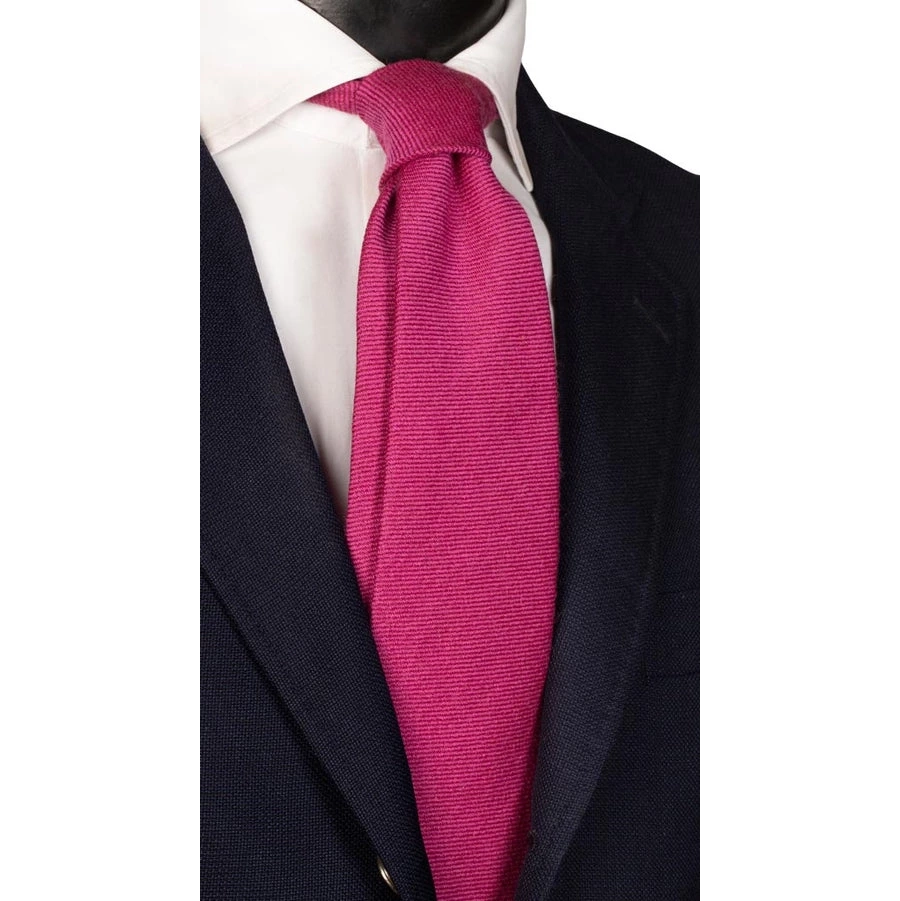 picture 1 Solid color woolen tie