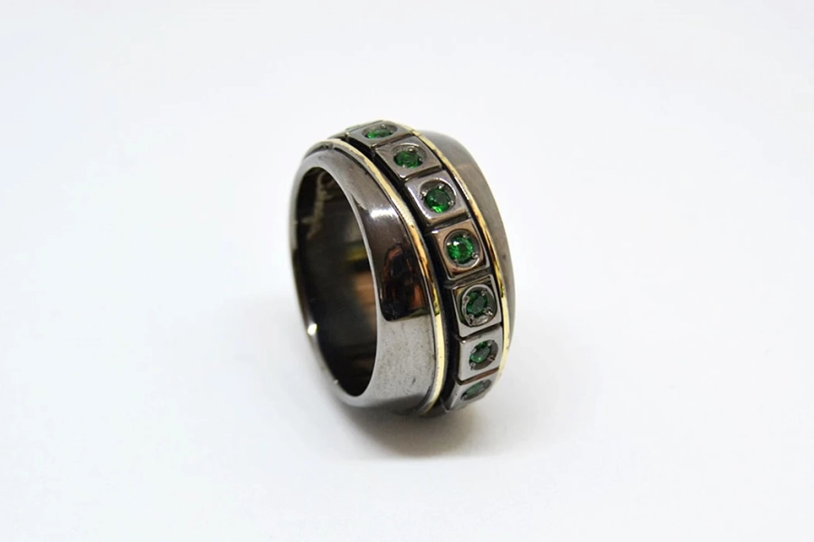 picture 3 A wedding ring with zircon in an exclusive set - Astorga