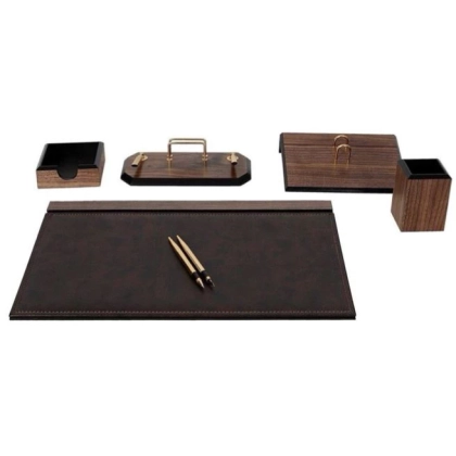 Picture Brown 6-piece desk set made of wood