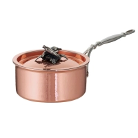 Picture A beautiful copper pot
