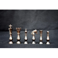 Picture Elegant chess pieces from the Majestic series, perfect as a gift - The Chess Empire
