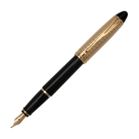 Picture Exclusive fountain pen from Italy Ipsilon Quadra - Aurora