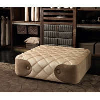 Picture Exclusive pouffe for the living room - Daytona