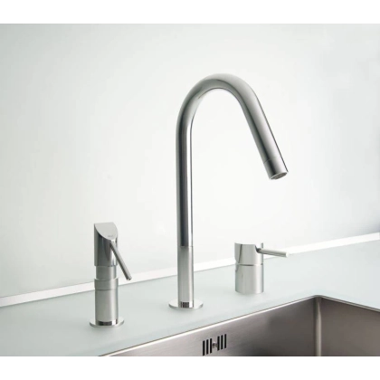 Picture Luxurious minimalist single-lever faucet with pull-out hand shower made of the highest quality stainless steel