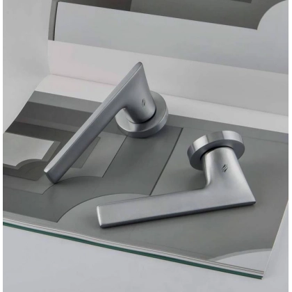 Picture Elegant handle with Alato lock for interior doors