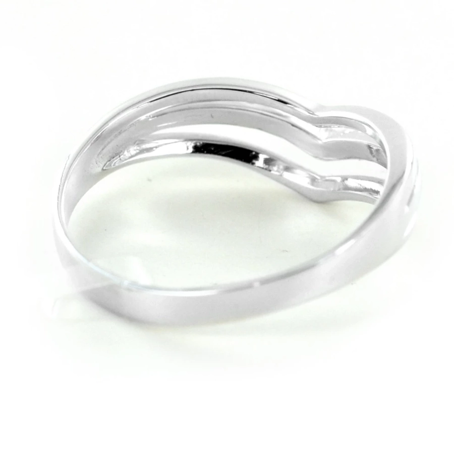 picture 6 Indian white gold ring with diamonds
