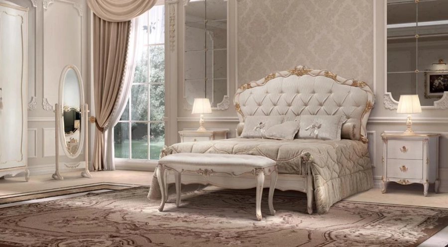 picture 1 Baroque bed from Italy