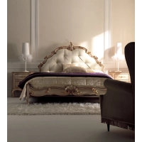 Picture Baroque bed from Florence
