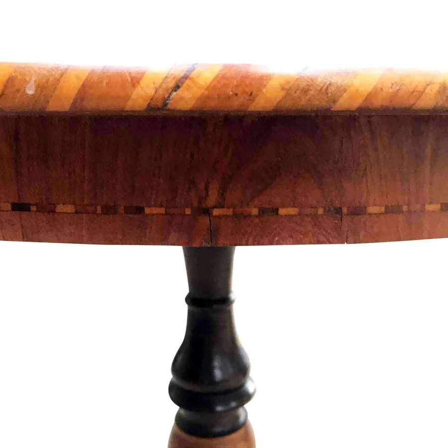 picture 4 Antique round coffee table, inlaid and veneered