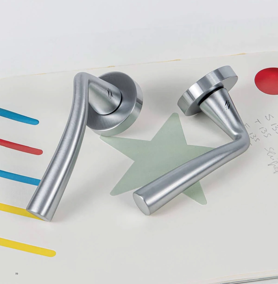 picture 1 Edo brass door handle for interior doors
