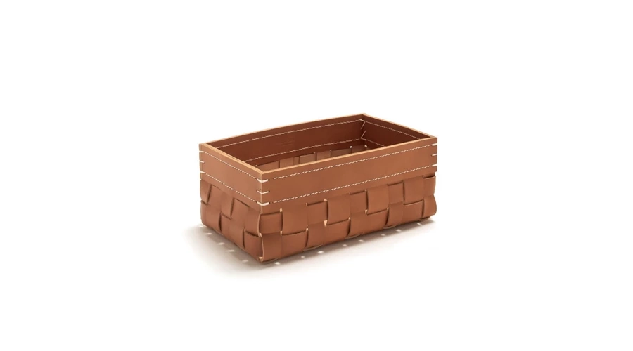 picture 6 Woven leather basket