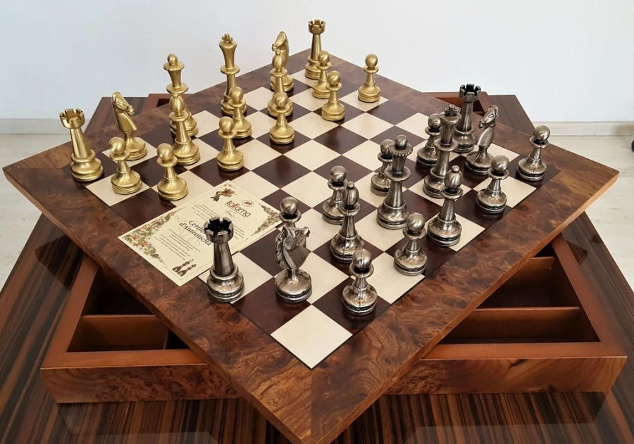 picture 2 Large exclusive chessboard with storage space - Italfama