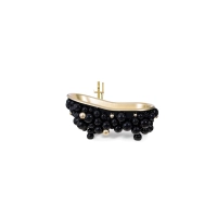 Picture Extraordinary sculptural bathtub with lacquered balls