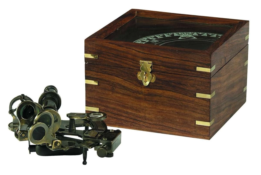 picture 1 Sextant in an elegant box - Authentic Models