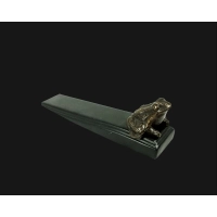 Picture Luxurious door support with a frog