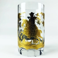 Picture A glass with hunting scenes made of gold from the late 19th century