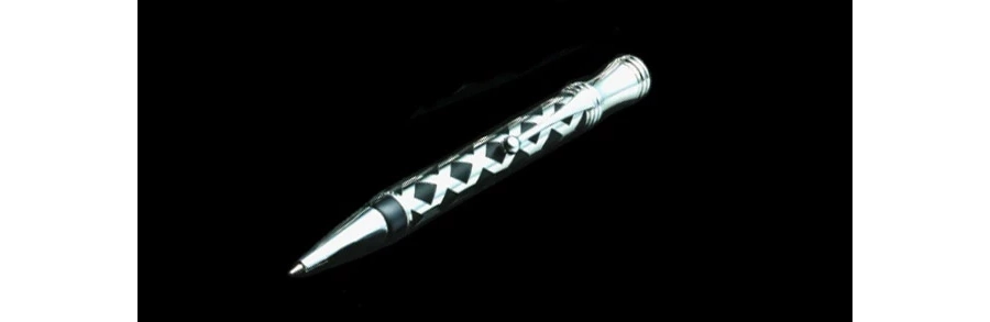 picture 2 An unusual pen from Laban