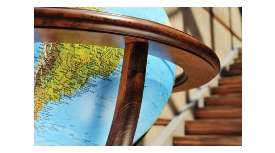 picture 4 A phenomenal Jannine Blue decorative globe