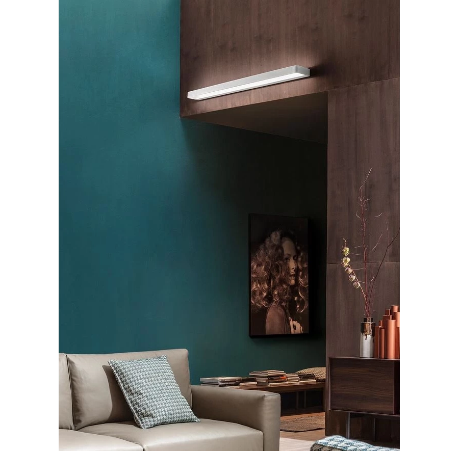 obrazek 1 Solidnie wykonana lampa ścienna Strip Magneto