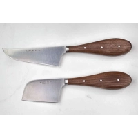 Picture A luxurious set of cheese knives with a wooden handle