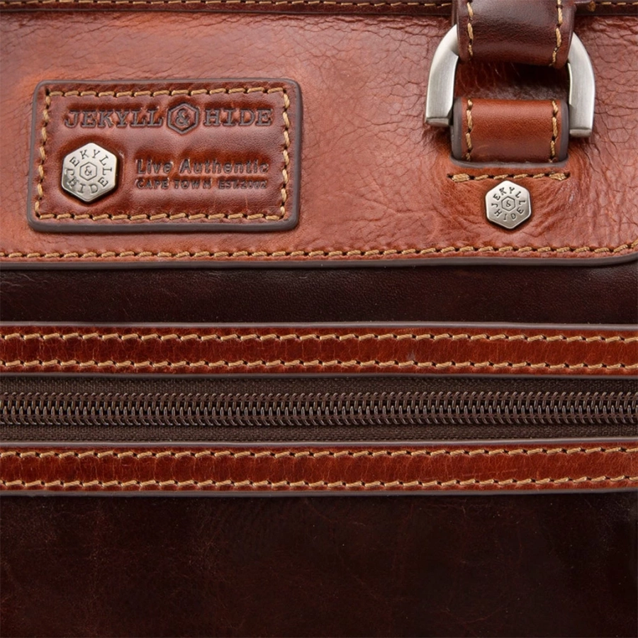 picture 4 Medium brown leather laptop bag
