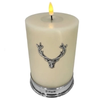 Picture Stylish candle with pewter accessories - battery operated - 15cm x 10.5cm