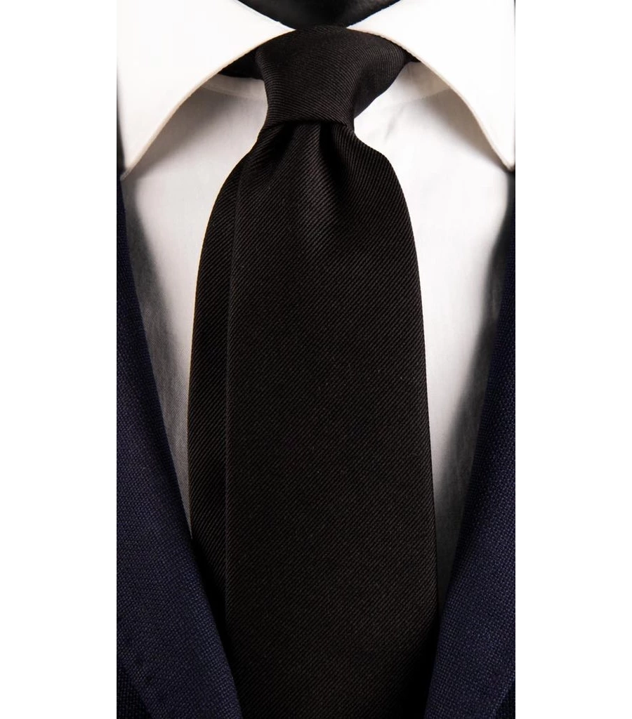picture 1 Corbata de uniforme elegante hecha a mano