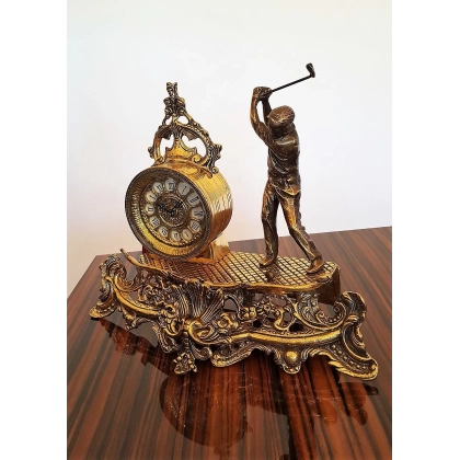 Zdjęcie Niezwykła figura golfisty + zegar