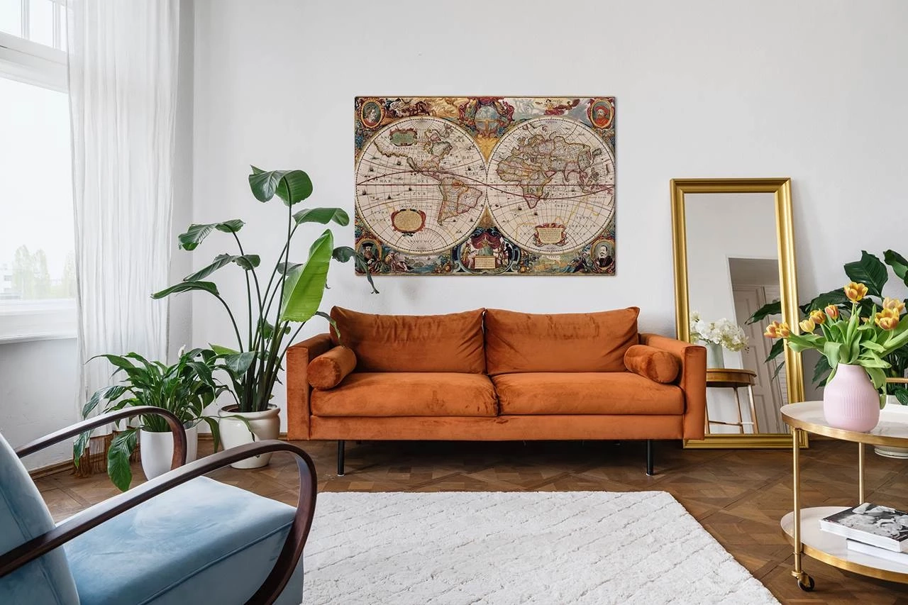 A picture with a world map will change your wall