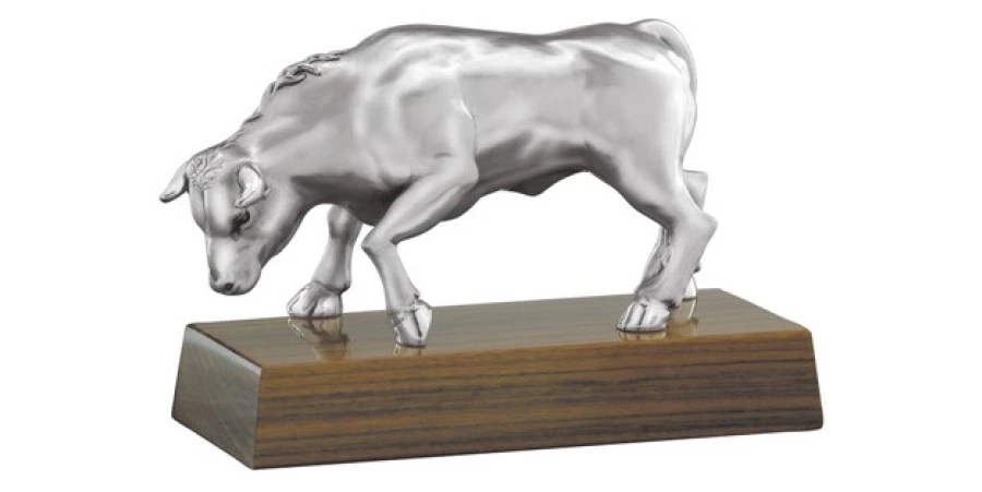 Bild 1 Figur mit Stier