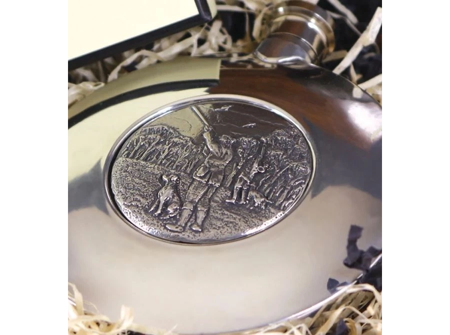 picture 2 Luxurious gift with engraving - hunting flask