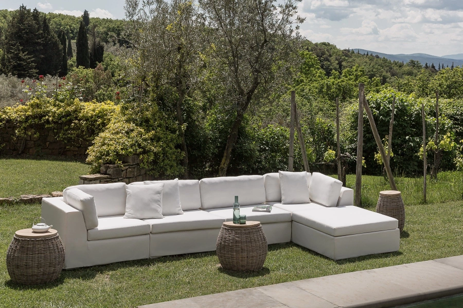 Bild 4 Stilvoller Tisch – Bongo-Hocker für Garten und Terrasse