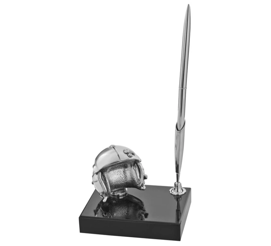picture 1 Pen holder with pilot's helmet