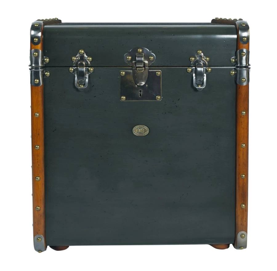 picture 1 Elegant trunk in vintage style - Authentic Models