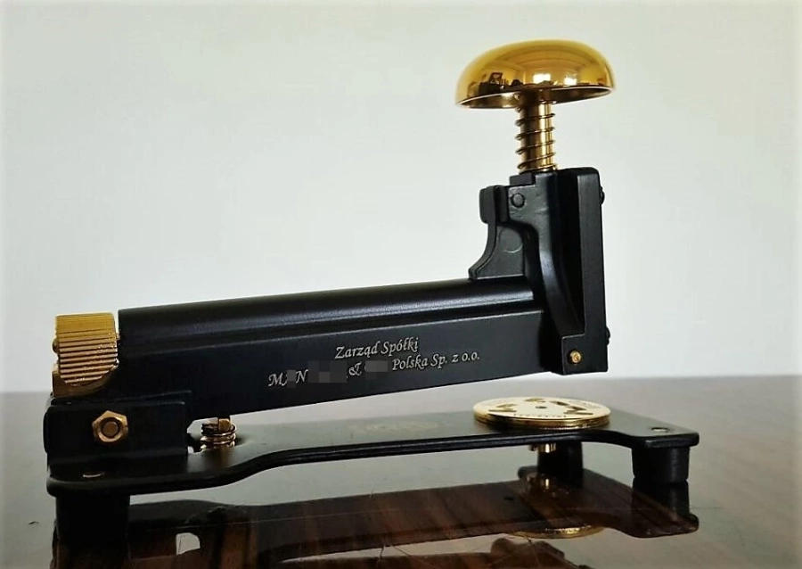 picture 10 Elegant El Casco stapler